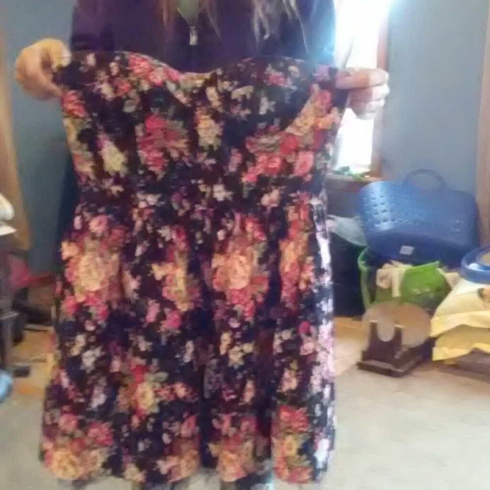 Strapless dress